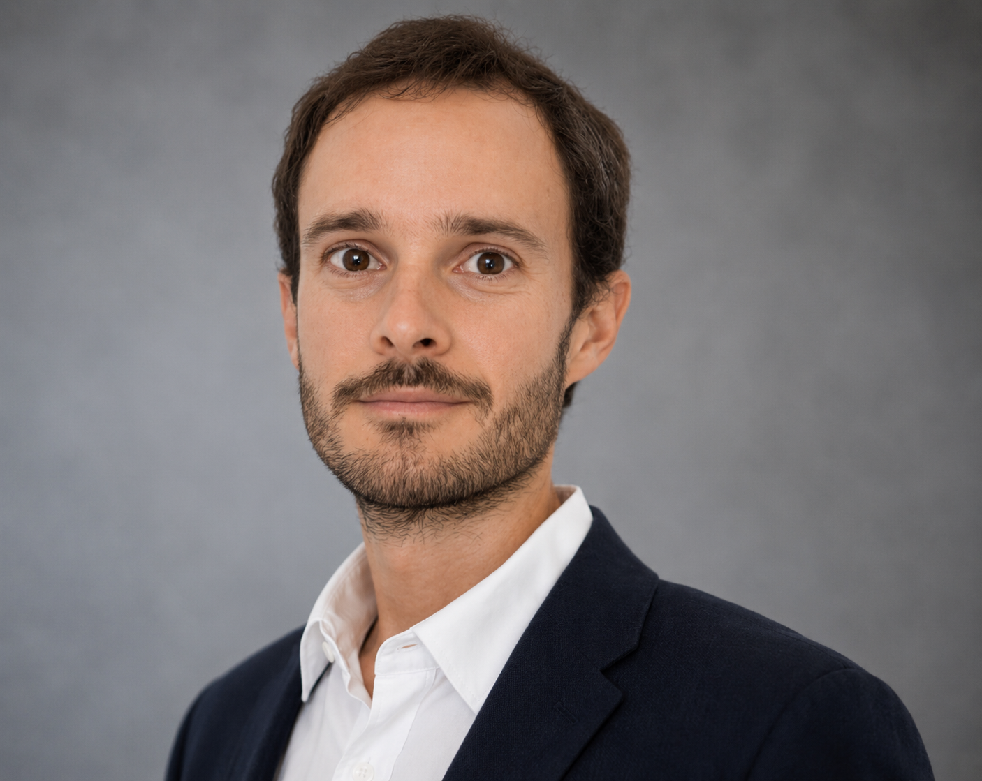 Portrait of Matías Shulz, CPO and Co-founder